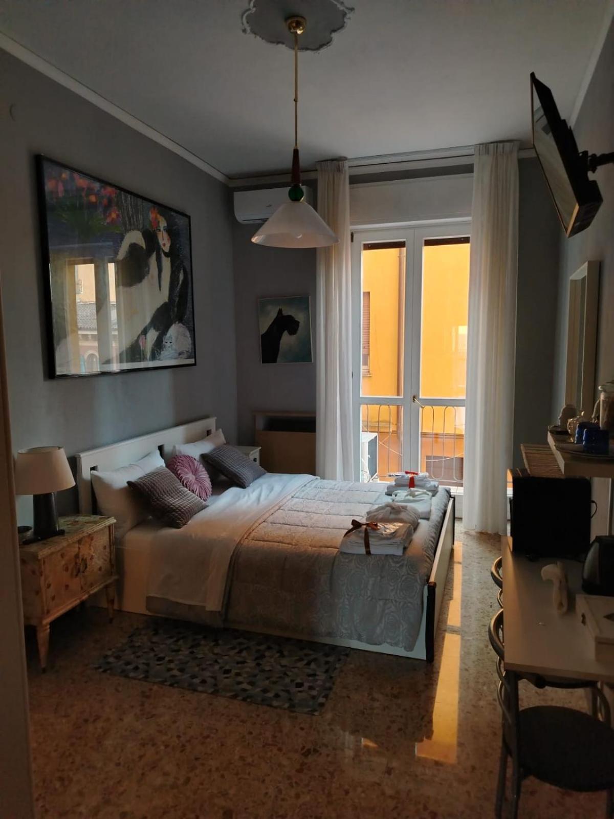B&B Califano- 2 Leoni Verona Buitenkant foto